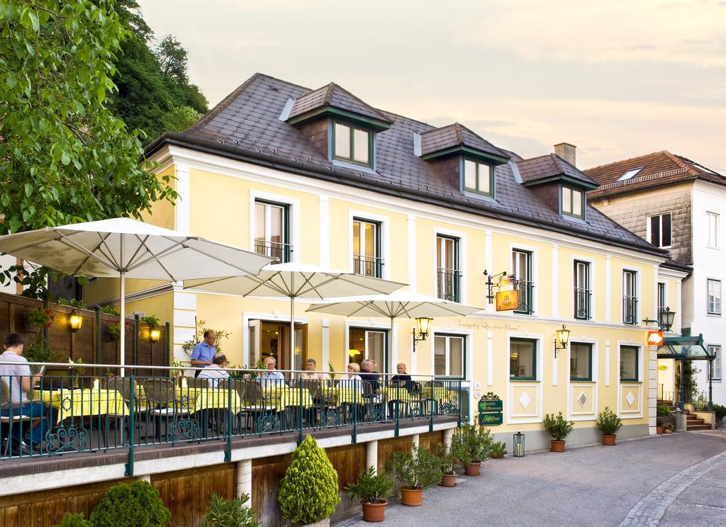 Landgasthof Zur Schoenen Wienerin Marbach an der Donau Esterno foto